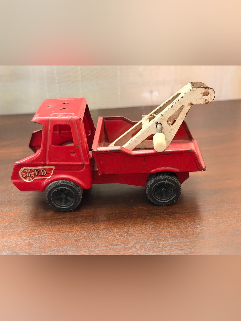 Vintage Red Pressed Steel Toy Tow Truck - Classic Kids Toy